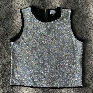 𝅺D-designed Disney sequined top